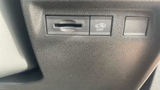 Vauxhall Grandland 1.2 Hybrid [136] GS 5dr e-DCT6 Petrol Hatchback